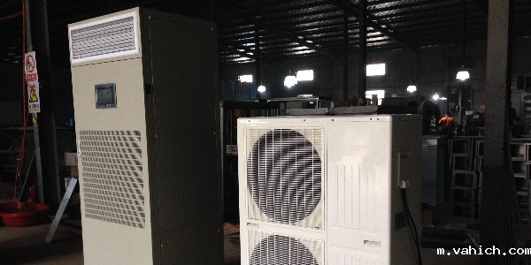 <i style='color:red'>机房空调应该如何选型</i>